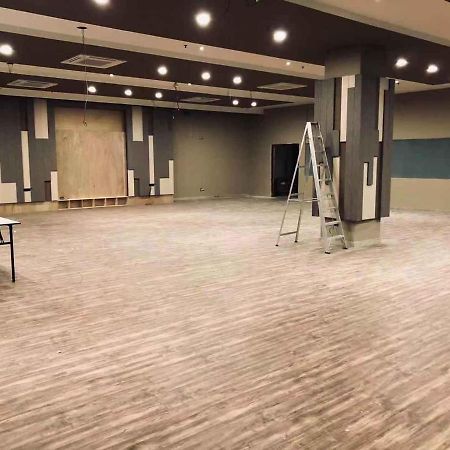 Frazel Inn Hotel Parit Buntar Dış mekan fotoğraf