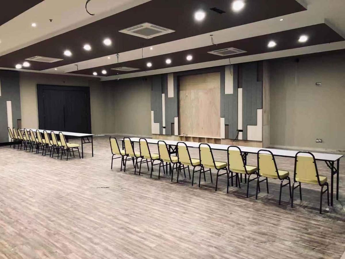Frazel Inn Hotel Parit Buntar Dış mekan fotoğraf